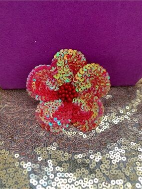 Sequin Flower Brooch Pin - Iridescent Red